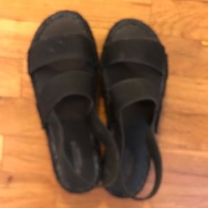 Strappy platform sandals